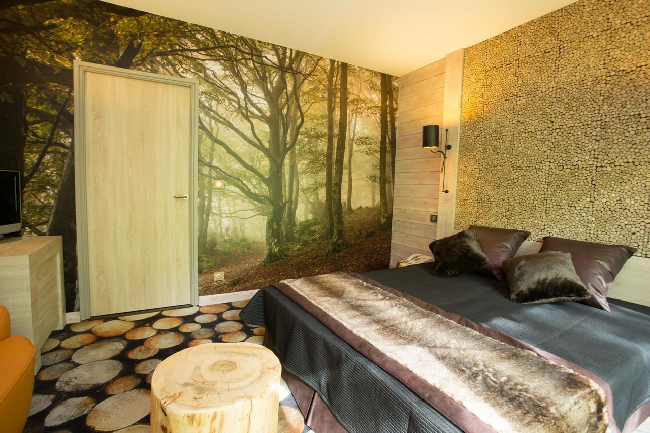 Hotel Des Trois Hiboux Plailly Bagian luar foto